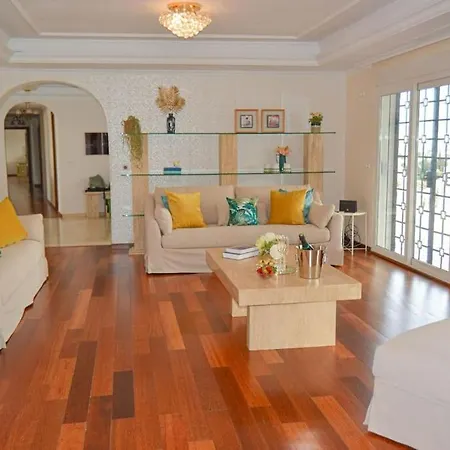 Villa Spectacular In Benalmadena